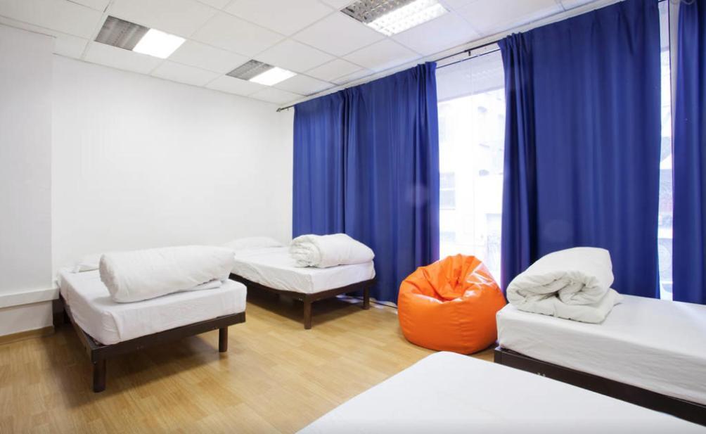 Holidaysbcn Rooms برشلونة المظهر الخارجي الصورة