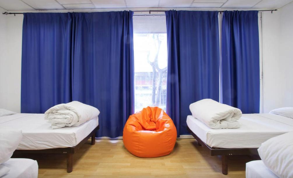 Holidaysbcn Rooms برشلونة المظهر الخارجي الصورة