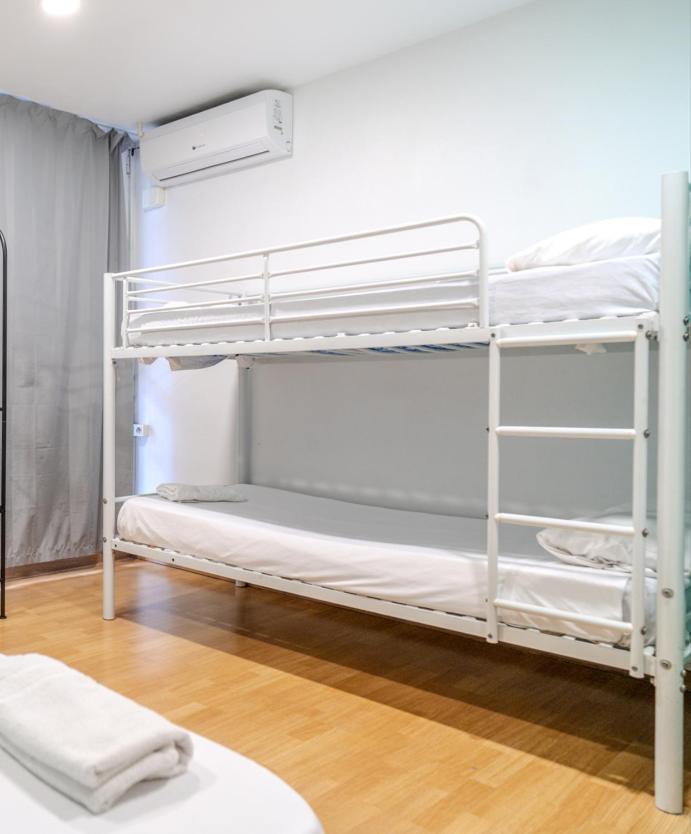 Holidaysbcn Rooms برشلونة المظهر الخارجي الصورة
