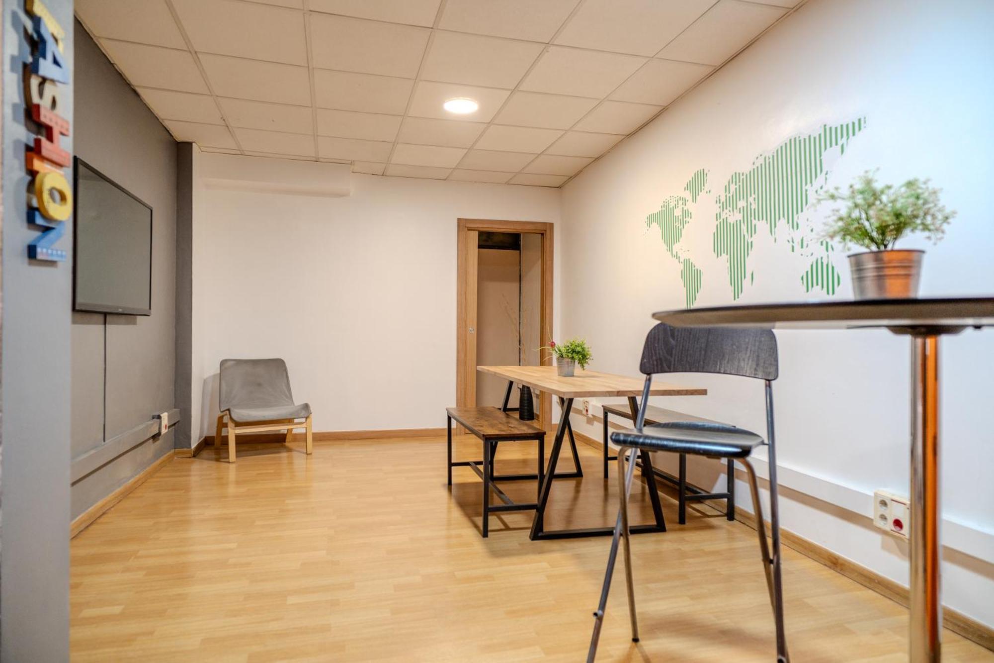 Holidaysbcn Rooms برشلونة المظهر الخارجي الصورة