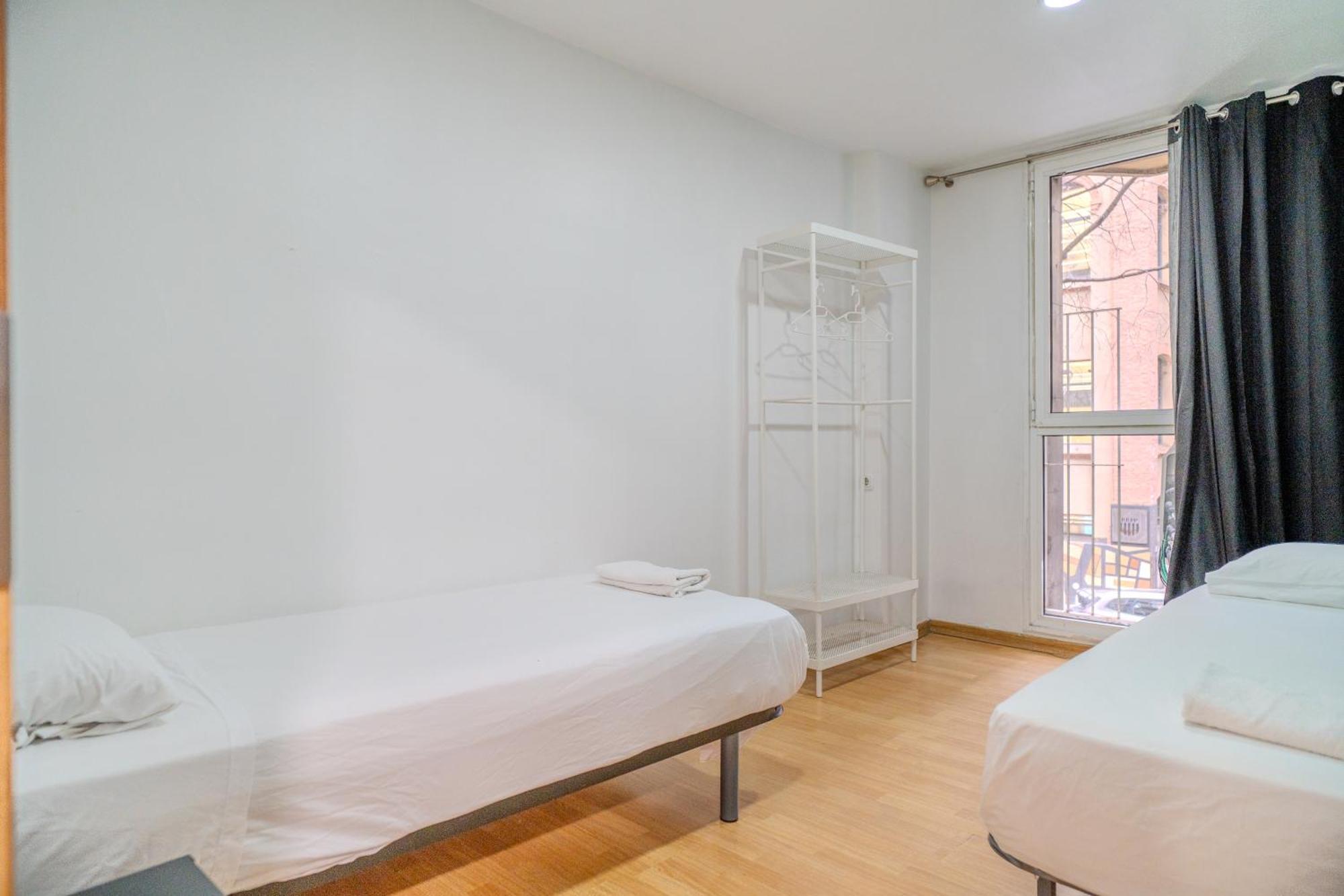Holidaysbcn Rooms برشلونة المظهر الخارجي الصورة