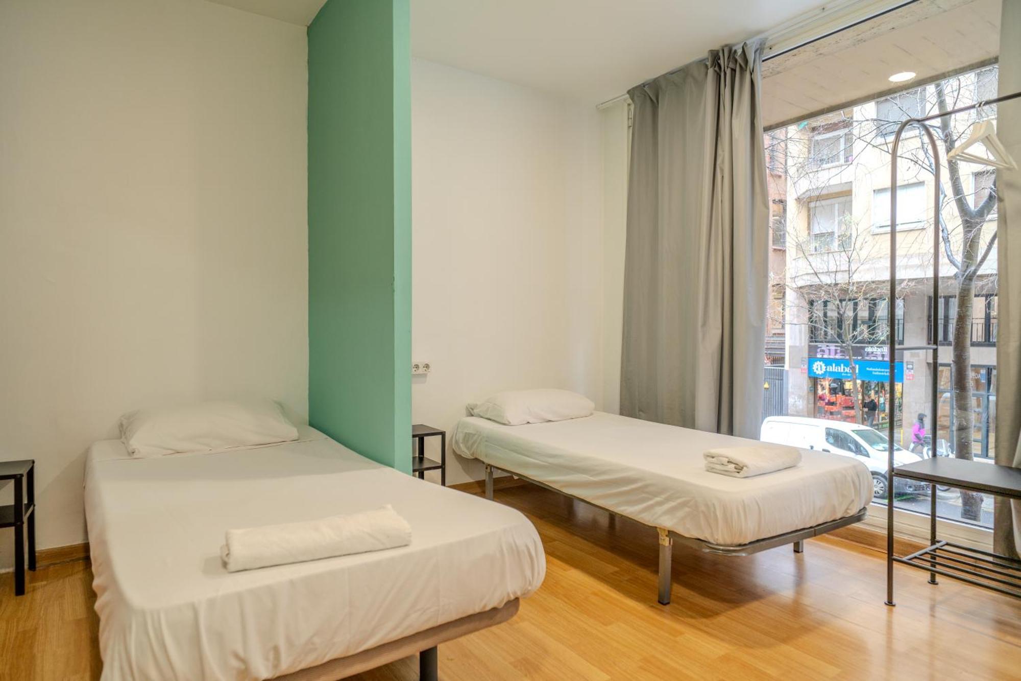 Holidaysbcn Rooms برشلونة المظهر الخارجي الصورة