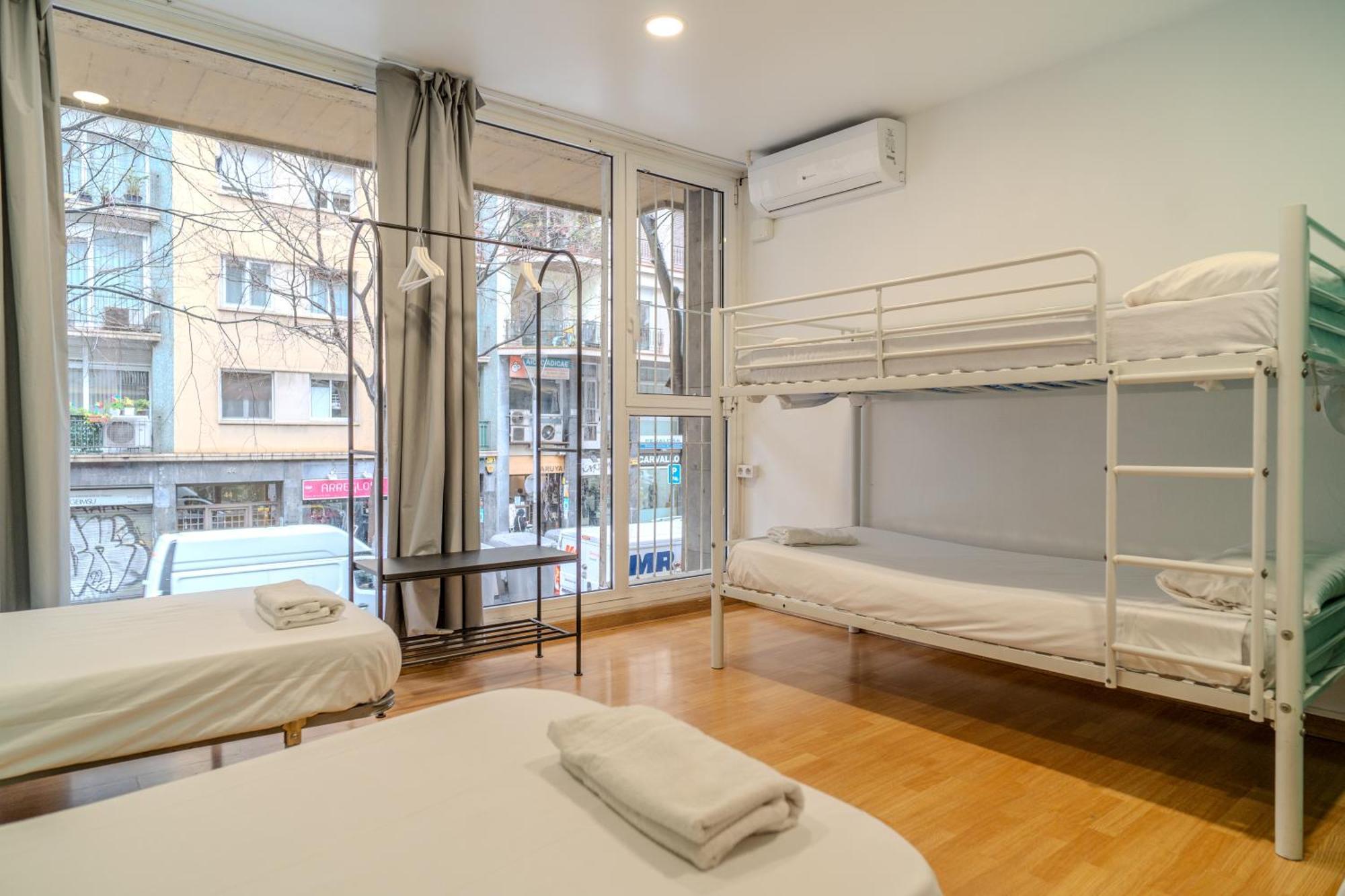Holidaysbcn Rooms برشلونة المظهر الخارجي الصورة