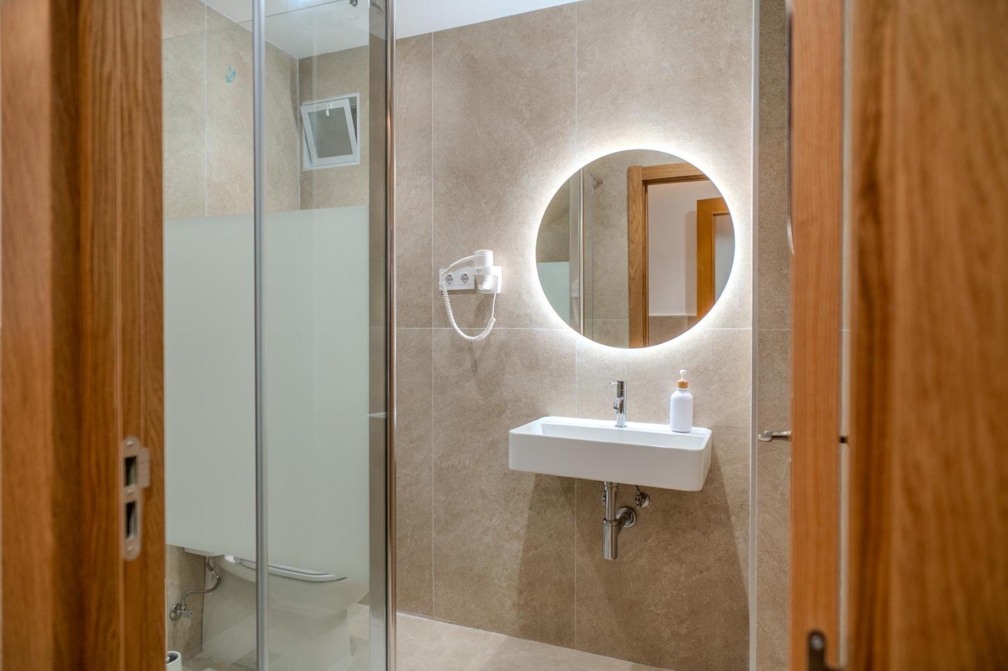 Holidaysbcn Rooms برشلونة المظهر الخارجي الصورة