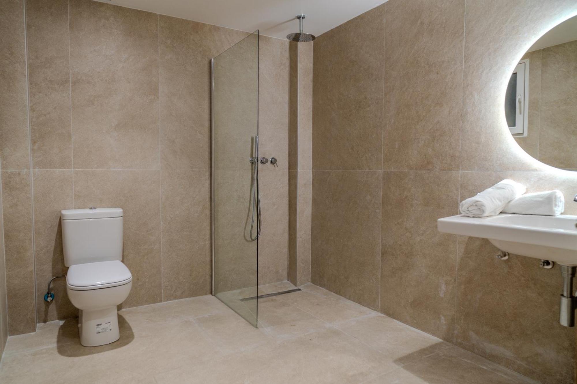 Holidaysbcn Rooms برشلونة المظهر الخارجي الصورة