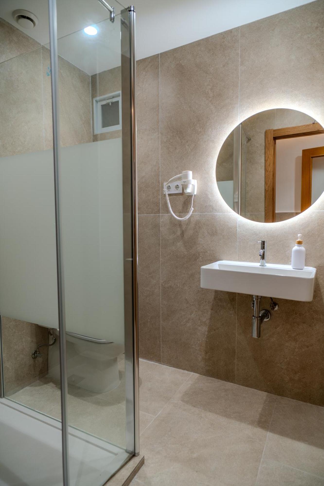 Holidaysbcn Rooms برشلونة المظهر الخارجي الصورة