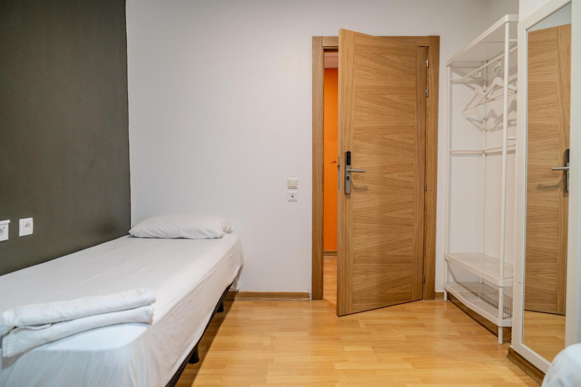 Holidaysbcn Rooms برشلونة المظهر الخارجي الصورة